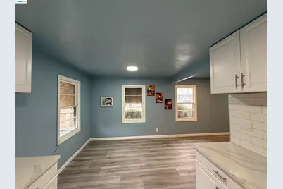 5500 Fruitridge Rd, Sacramento, CA 95820 - Photo 2