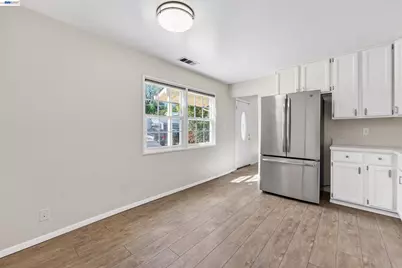 4225 Sherwood Ct, Concord, CA 94521 - Photo 10