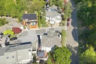 1 Bay Forest Pl, Oakland, CA 94611 - Photo 50