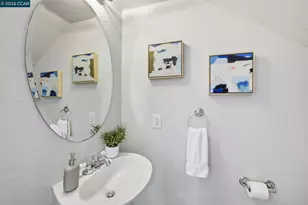 1 Bay Forest Pl, Oakland, CA 94611 - Photo 38