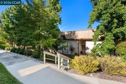 1317 Canyonwood Ct #4, Walnut Creek, CA 94595 - Photo 4