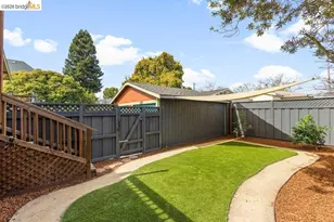 1072 57th St, Oakland, CA 94608 - Photo 38