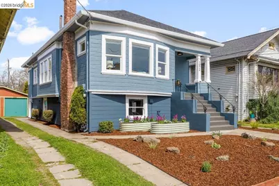 1072 57th St, Oakland, CA 94608 - Photo 2