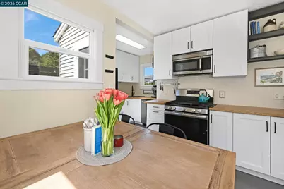 26 Cooke St, Crockett, CA 94525 - Photo 10