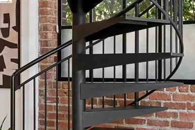 425 11th St #17, Oakland, CA 94606 - Photo 26