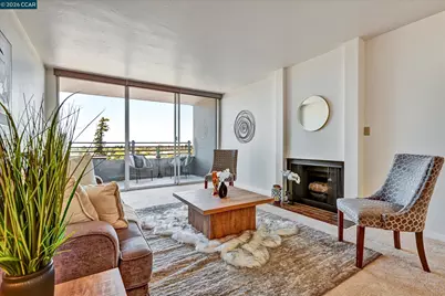5340 Broadway Terrace #203, Oakland, CA 94618 - Photo 4