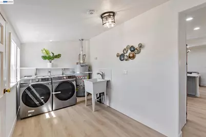 2720 Short St, Oakland, CA 94619 - Photo 24