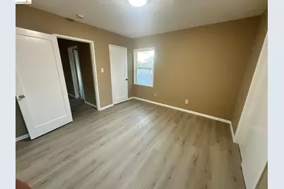 1075 47th St, Emeryville, CA 94608 - Photo 30