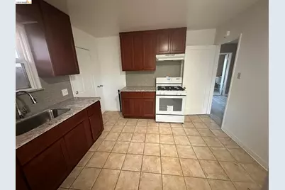 1075 47th St, Emeryville, CA 94608 - Photo 30