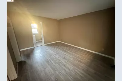 1075 47th St, Emeryville, CA 94608 - Photo 28