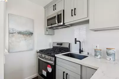 501 20th St, Oakland, CA 94606 - Photo 42