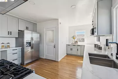 501 20th St, Oakland, CA 94606 - Photo 18