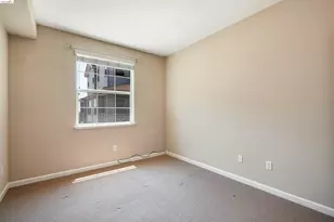 6246 Boulder Ln, Oakland, CA 94605 - Photo 14