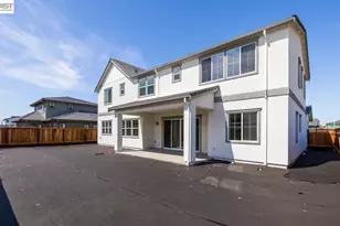 1596 Strathaven Pl, Brentwood, CA 94513 - Photo 38
