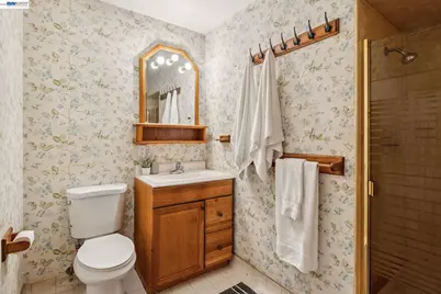 23719 Nevada Rd, Hayward, CA 94541 - Photo 40