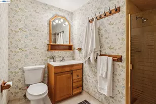 23719 Nevada Rd, Hayward, CA 94541 - Photo 40