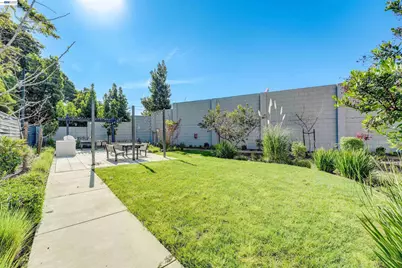 3933 Wattling St, Oakland, CA 94601 - Photo 52