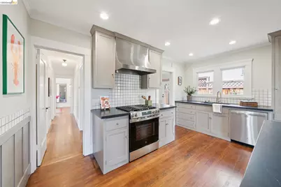 3862 Lyman Rd, Oakland, CA 94602 - Photo 18