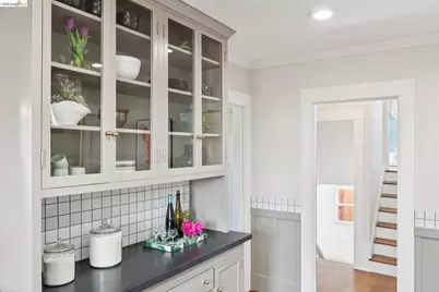 3862 Lyman Rd, Oakland, CA 94602 - Photo 16