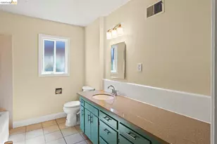 1067 Lassen St, Richmond, CA 94805 - Photo 20