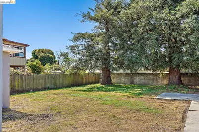 1067 Lassen St, Richmond, CA 94805 - Photo 24