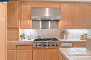 101 Victoria Pl, Danville, CA 94506 - Photo 10