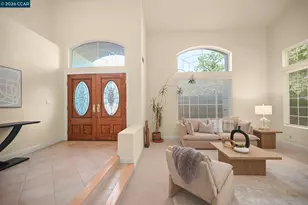 101 Victoria Pl, Danville, CA 94506 - Photo 4