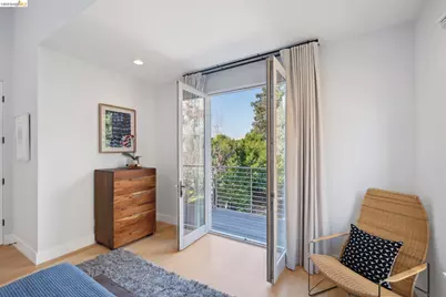 1126 Ocean Avenue, Oakland, CA 94608 - Photo 36