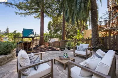 254 Wildwood Ave, Piedmont, CA 94610 - Photo 36