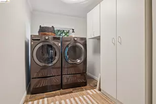 254 Wildwood Ave, Piedmont, CA 94610 - Photo 30