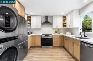 5924 Balboa Dr, Oakland, CA 94611 - Photo 16