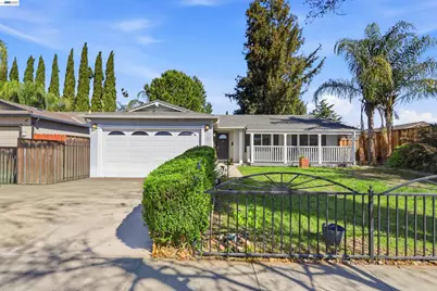 4972 Minas Dr, San Jose, CA 95136 - Photo 2