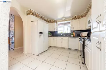 2444 Douglas St, Union City, CA 94587 - Photo 18