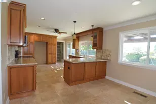 9415 Alcosta Blvd, San Ramon, CA 94583 - Photo 6