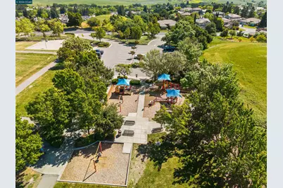 812 Beaver Creek Ct, San Ramon, CA 94582 - Photo 10