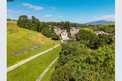 812 Beaver Creek Ct, San Ramon, CA 94582 - Photo 12