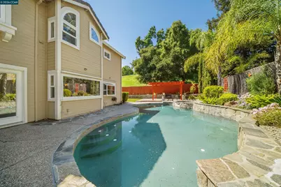 812 Beaver Creek Ct, San Ramon, CA 94582 - Photo 56