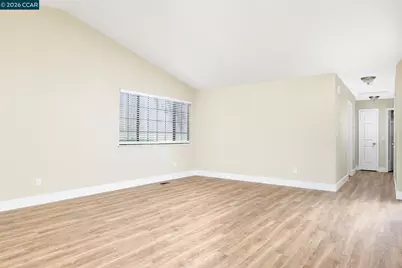 449 Topsail Dr, Vallejo, CA 94591 - Photo 20