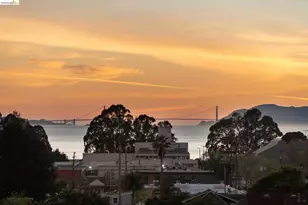 2747 San Pablo Ave, Berkeley, CA 94702 - Photo 2