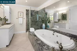 128 Oak Rd, Orinda, CA 94563 - Photo 16