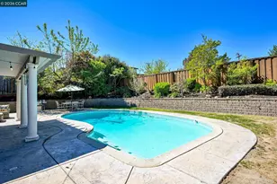 203 Virginia Cir, Martinez, CA 94553 - Photo 30