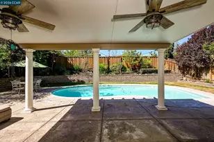 203 Virginia Cir, Martinez, CA 94553 - Photo 26