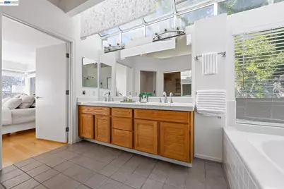 906 Vista Pointe Dr, San Ramon, CA 94582 - Photo 46