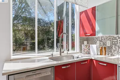906 Vista Pointe Dr, San Ramon, CA 94582 - Photo 22