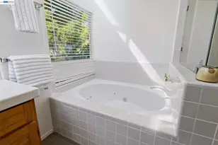 906 Vista Pointe Dr, San Ramon, CA 94582 - Photo 46