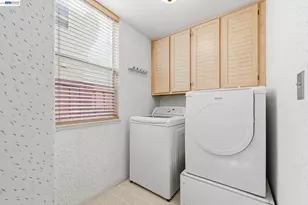 906 Vista Pointe Dr, San Ramon, CA 94582 - Photo 28
