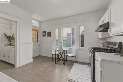 523 25th St, Oakland, CA 94612 - Photo 42