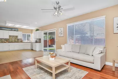 2454 San Simeon Ct, Discovery Bay, CA 94505 - Photo 4