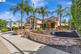 5065 Carbondale Way, Antioch, CA 94531 - Photo 2