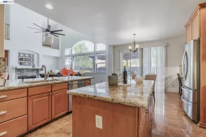 5065 Carbondale Way, Antioch, CA 94531 - Photo 14